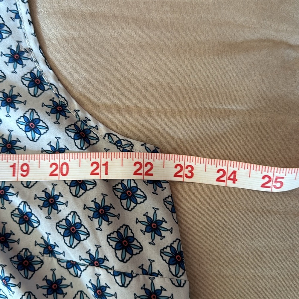 TIME & TRU.‎ Blue medallion print. Sleeveless. Size 2XL. - Picture 7 of 8